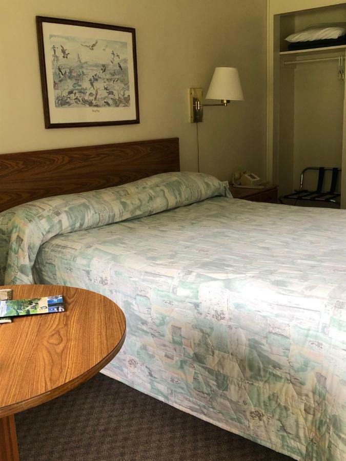 Colton Point Motel Wellsboro Eksteriør bilde