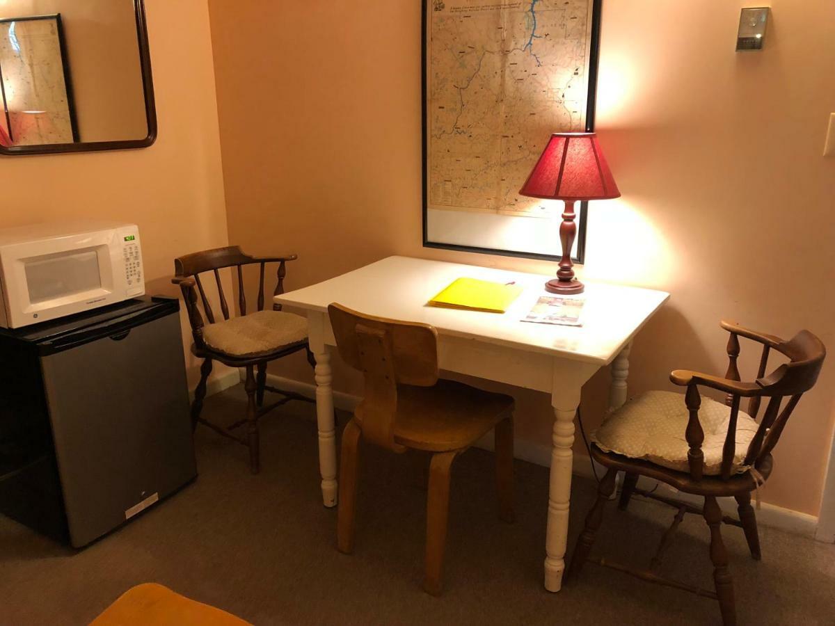 Colton Point Motel Wellsboro Eksteriør bilde
